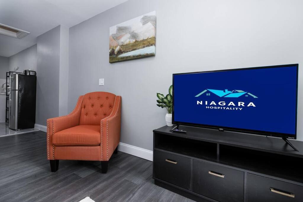 Cozy Micro Apartment, Minutes From Falls Καταρράκτες του Νιαγάρα Εξωτερικό φωτογραφία