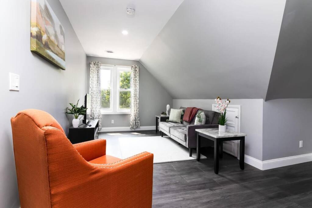Cozy Micro Apartment, Minutes From Falls Καταρράκτες του Νιαγάρα Εξωτερικό φωτογραφία